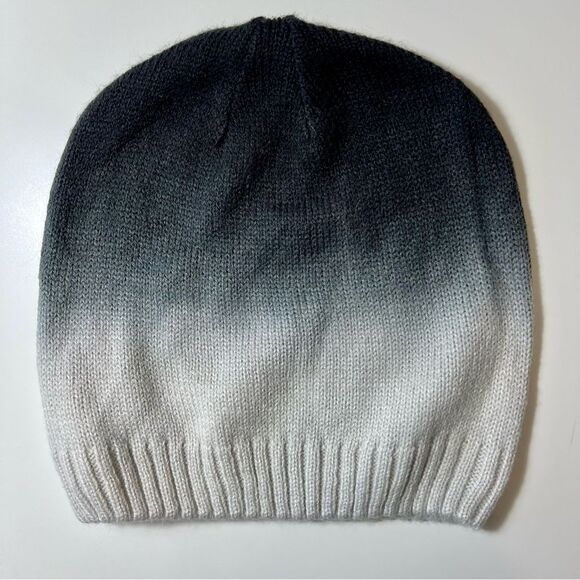 OLD NAVY EUC Winter Beanie Hat Dark to Light Gray Ombré - Picture 2 of 6